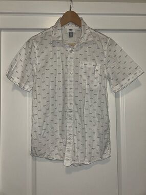 Old Navy White Short-Sleeve Button-Down Shirt with sharks Print